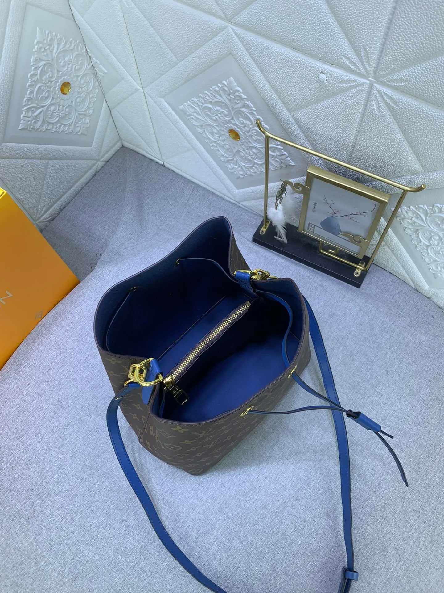 All Categories Official Website "Brand Women's Bags" Women's Bags 💙 LV 2024 New LV Crossbody Bag