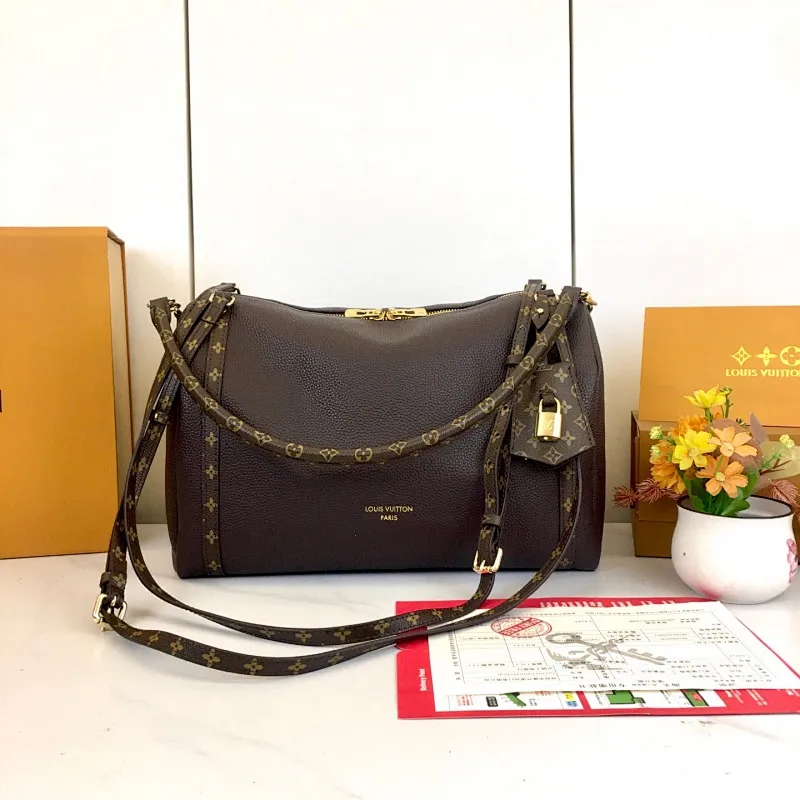 All Categories Official Website "Brand Women's Bags" Women's Bags 💙 LV 2025 New LV Crossbody Bag