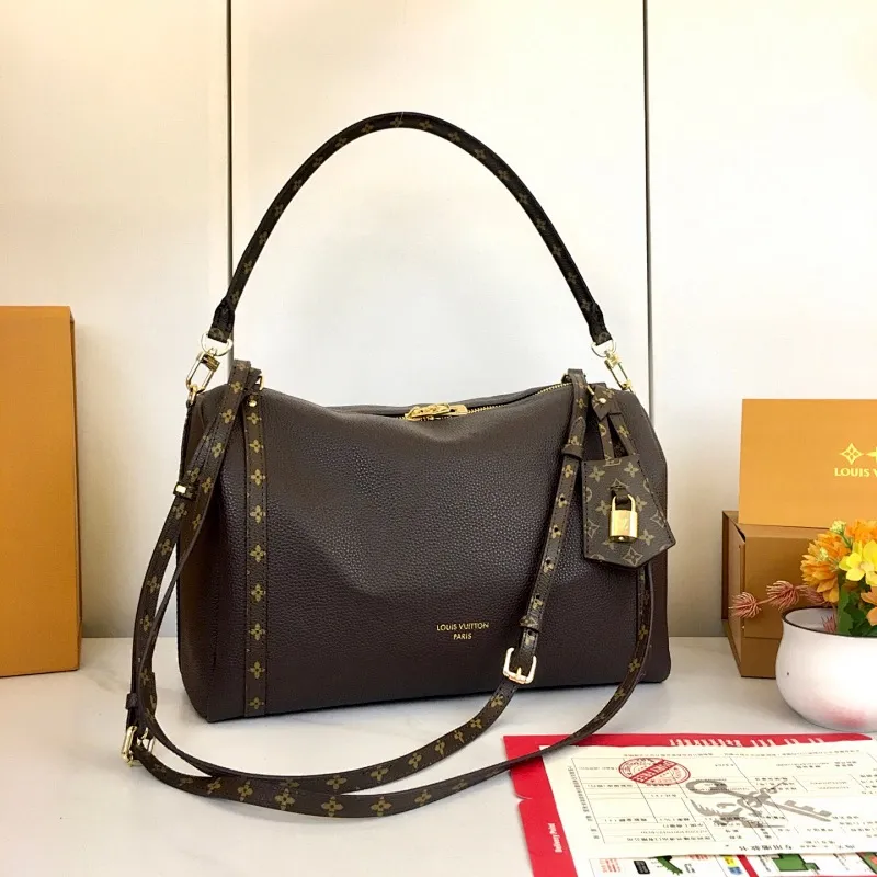 All Categories Official Website "Brand Women's Bags" Women's Bags 💙 LV 2025 New LV Crossbody Bag