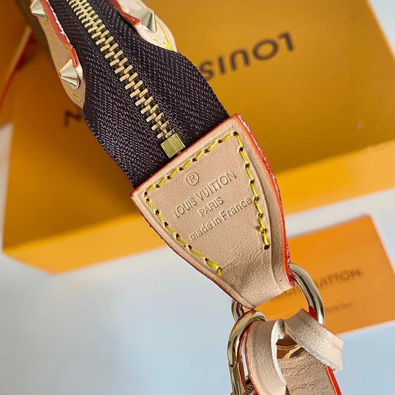 All Categories Official Website "Brand Women's Bags" Women's Bags 💙 LV 2026 New LV Crossbody Bag