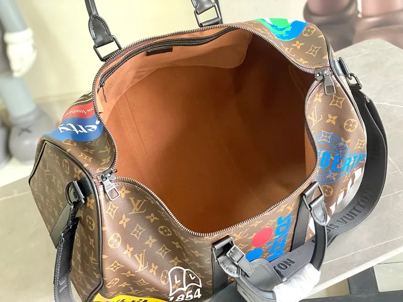 All Categories 💚 Authentic Grade Bags 💚 LV 2026 New LV Travel Bag