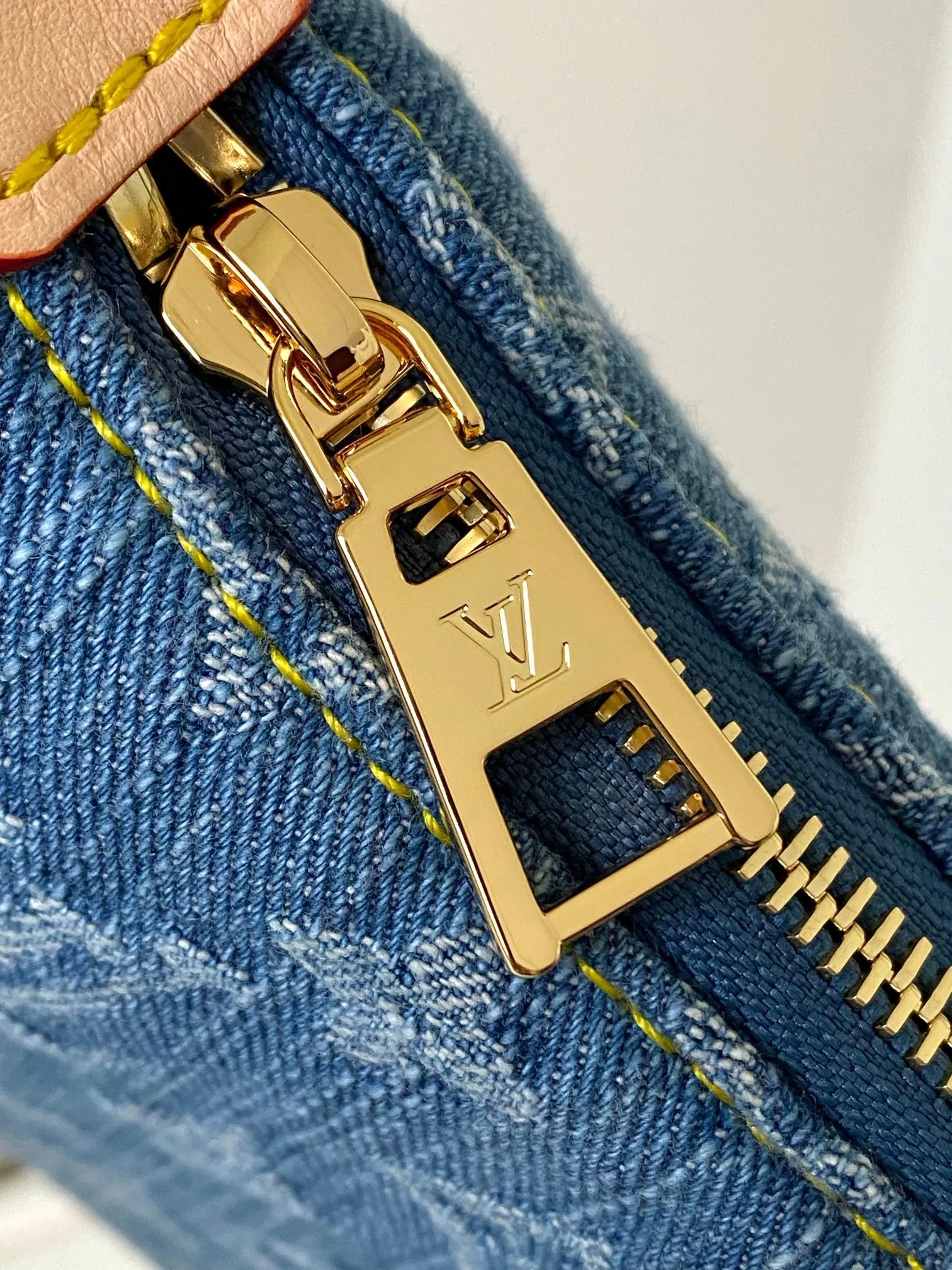 All Categories Official Website "Brand Women's Bags" Women's Bags 💙 LV 2026 New LV Underarm Bag