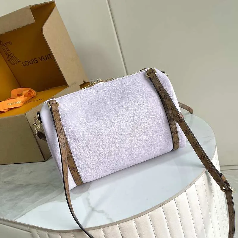 All Categories Official Website "Brand Women's Bags" Women's Bags 💙 LV LV 2026 New Crossbody Shoulder Bag