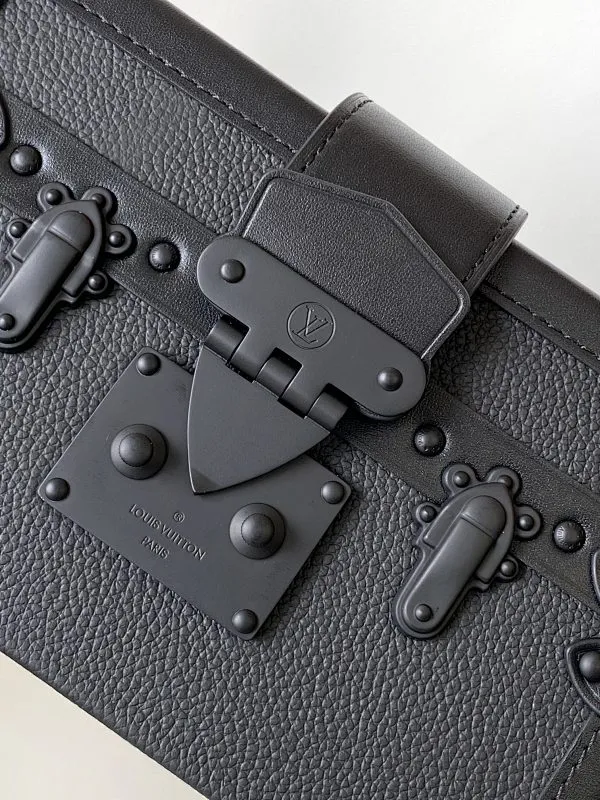 All Categories Official Website "Brand Women's Bags" Women's Bags 💙 LV 2026 New LV Crossbody Bag