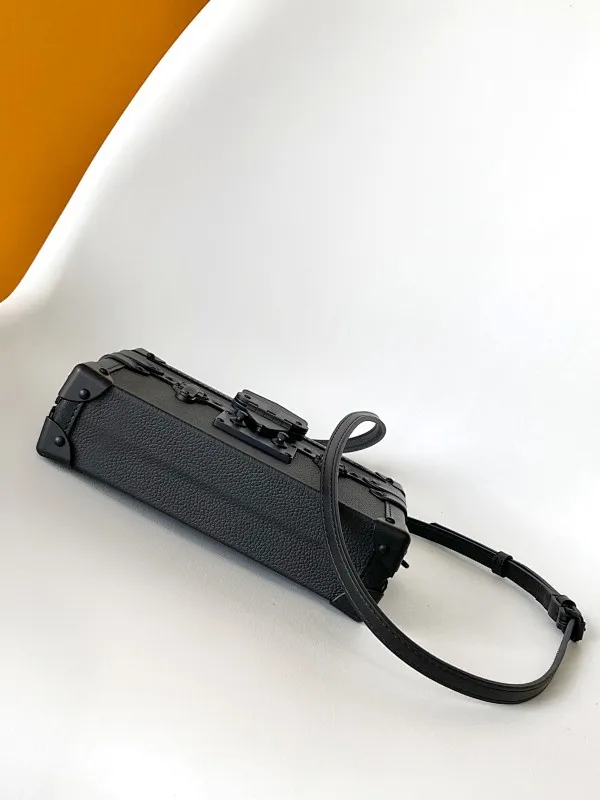 All Categories Official Website "Brand Women's Bags" Women's Bags 💙 LV 2026 New LV Crossbody Bag