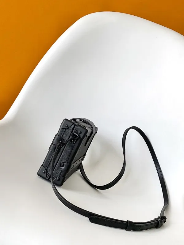 All Categories Official Website "Brand Women's Bags" Women's Bags 💙 LV 2026 New LV Crossbody Bag