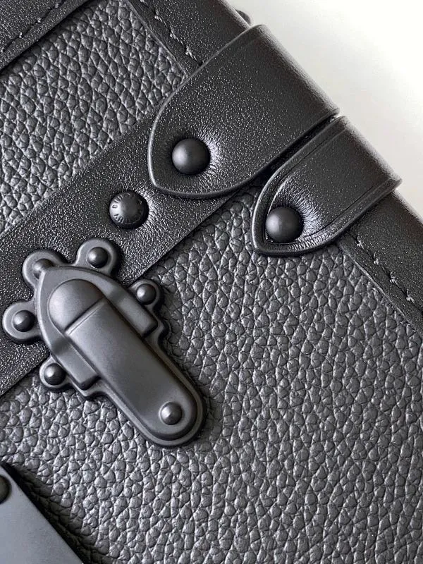 All Categories Official Website "Brand Women's Bags" Women's Bags 💙 LV 2026 New LV Crossbody Bag