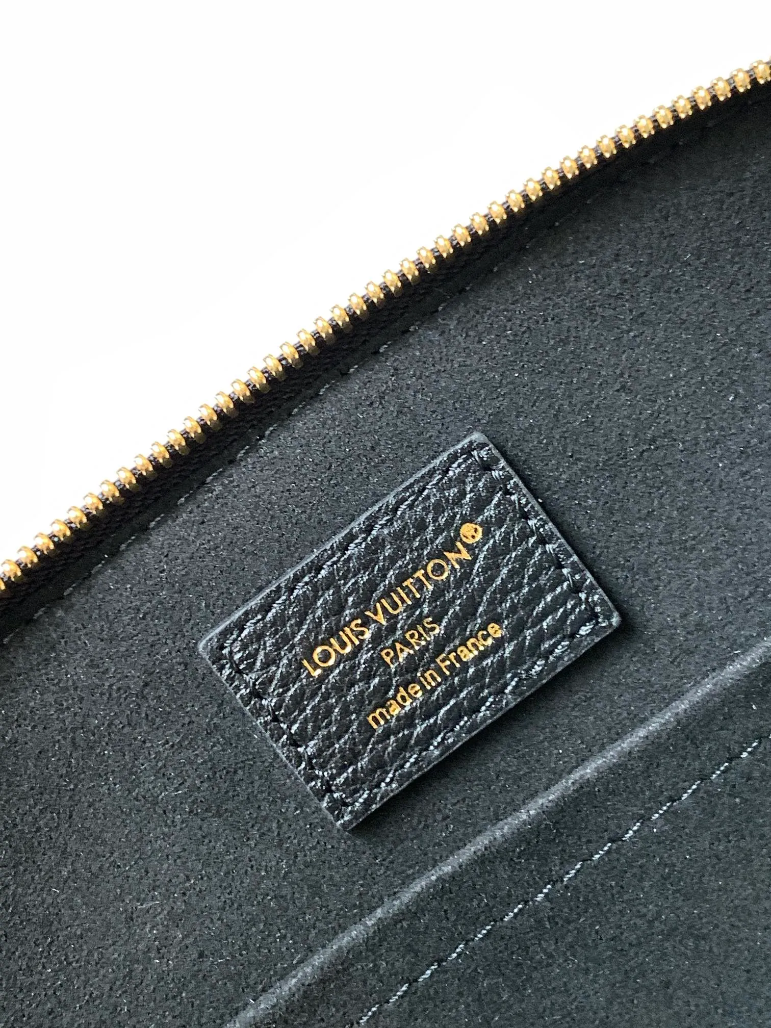 All Categories Official Website "Brand Women's Bags" Women's Bags 💙 LV 2026 Official Website New LV Crossbody Bag