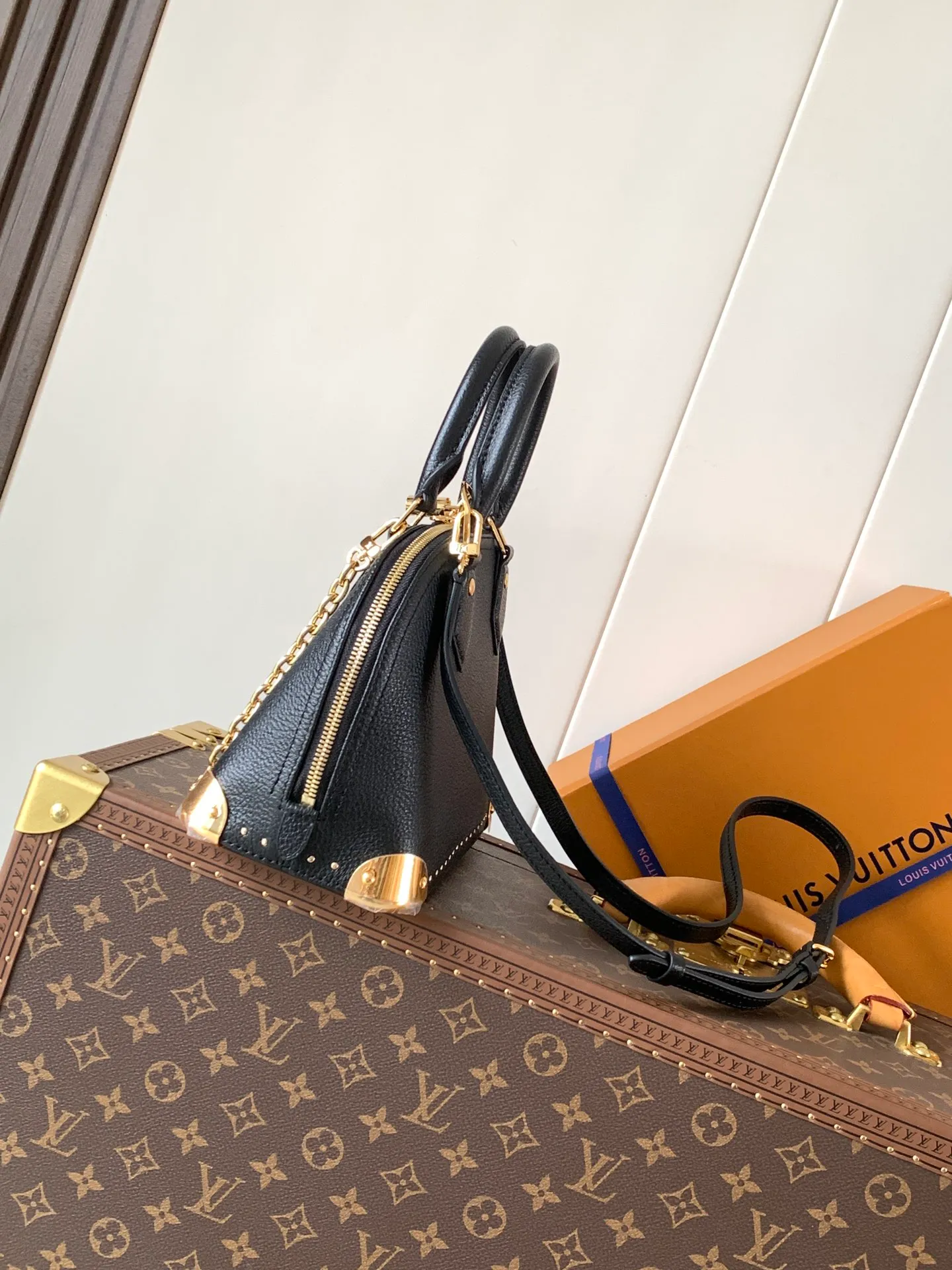 All Categories Official Website "Brand Women's Bags" Women's Bags 💙 LV 2026 Official Website New LV Crossbody Bag