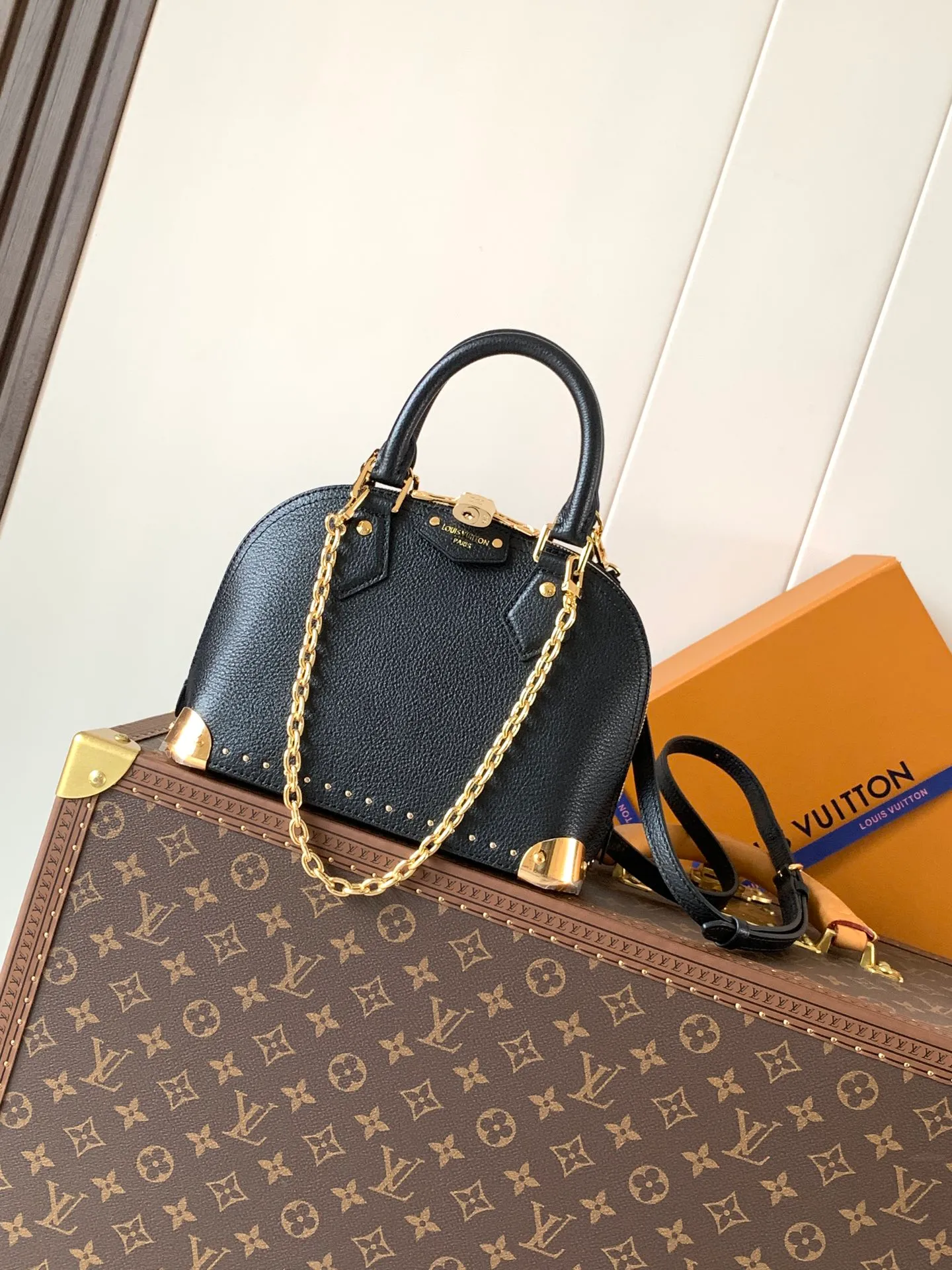 All Categories Official Website "Brand Women's Bags" Women's Bags 💙 LV 2026 Official Website New LV Crossbody Bag