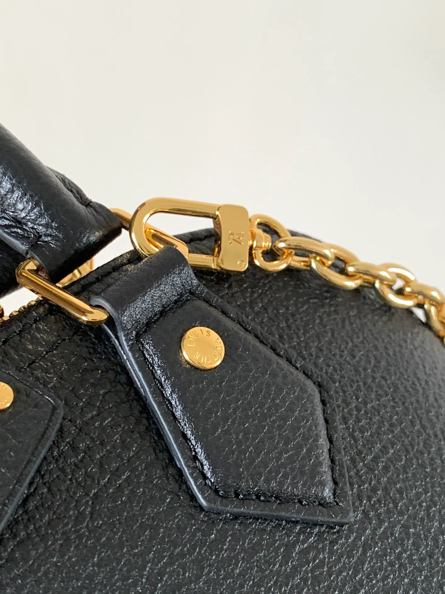 All Categories Official Website "Brand Women's Bags" Women's Bags 💙 LV 2026 Official Website New LV Crossbody Bag