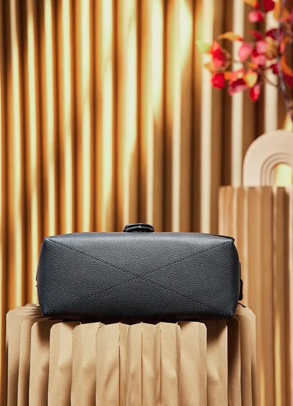 All Categories Official Website "Brand Women's Bags" Women's Bags 💙 LV 2024 New LV Crossbody Bag