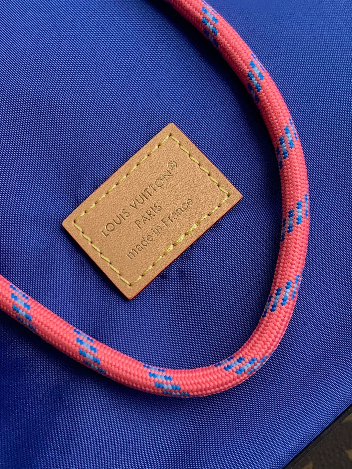 All categories Official website "Brand Women's Bags" Women's Bags 💙 LV 2026 new LV hand-held crossbody bag