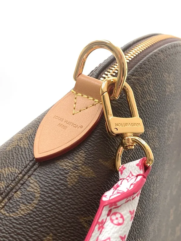 All categories Official website "Brand Women's Bags" Women's Bags 💙 LV 2026 new LV hand-held crossbody bag