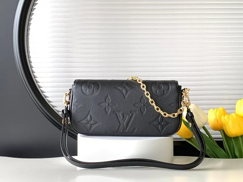 All Categories Official Website "Brand Women's Bags" Women's Bags 💙 LV 2024 New LV Crossbody Bag