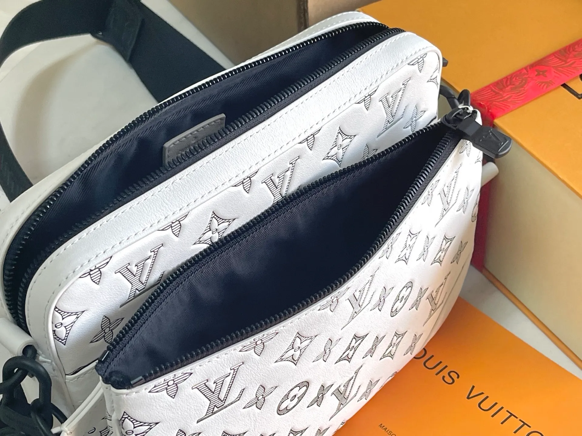 All Categories 💚 Authentic Grade Bags 💚 LV 2026 New LV Top Replica Crossbody Shoulder Bag