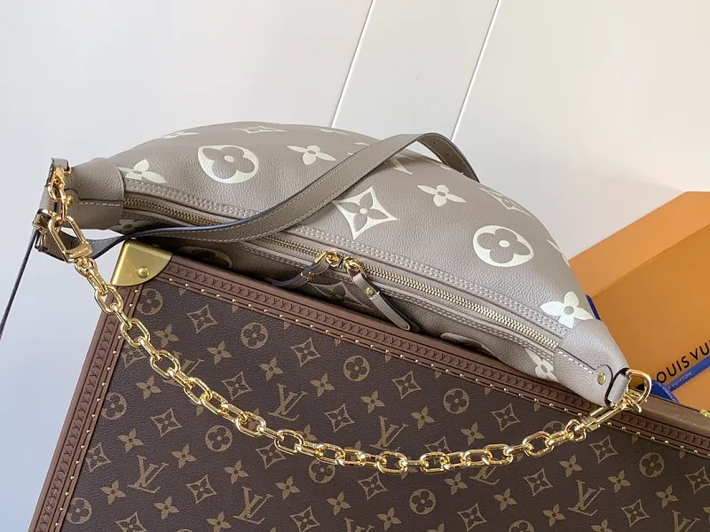 All Categories Official Website "Brand Women's Bags" Women's Bags 💙 LV 2026 New LV Crossbody Bag