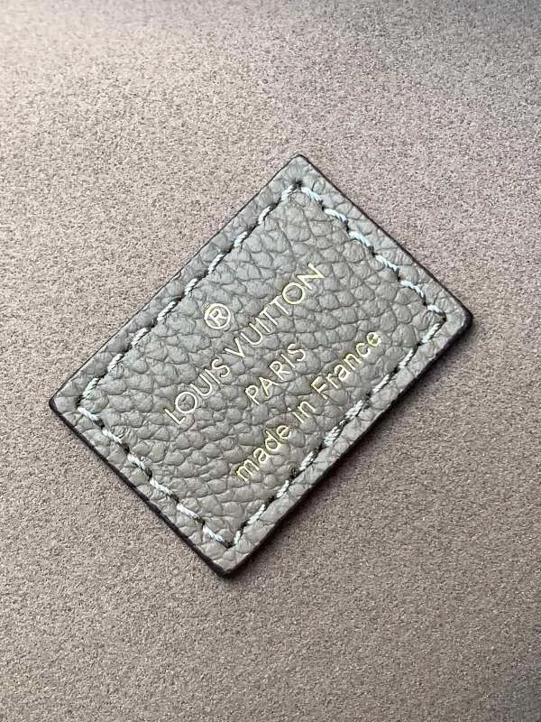 All Categories Official Website "Brand Women's Bags" Women's Bags 💙 LV 2026 New LV Crossbody Bag