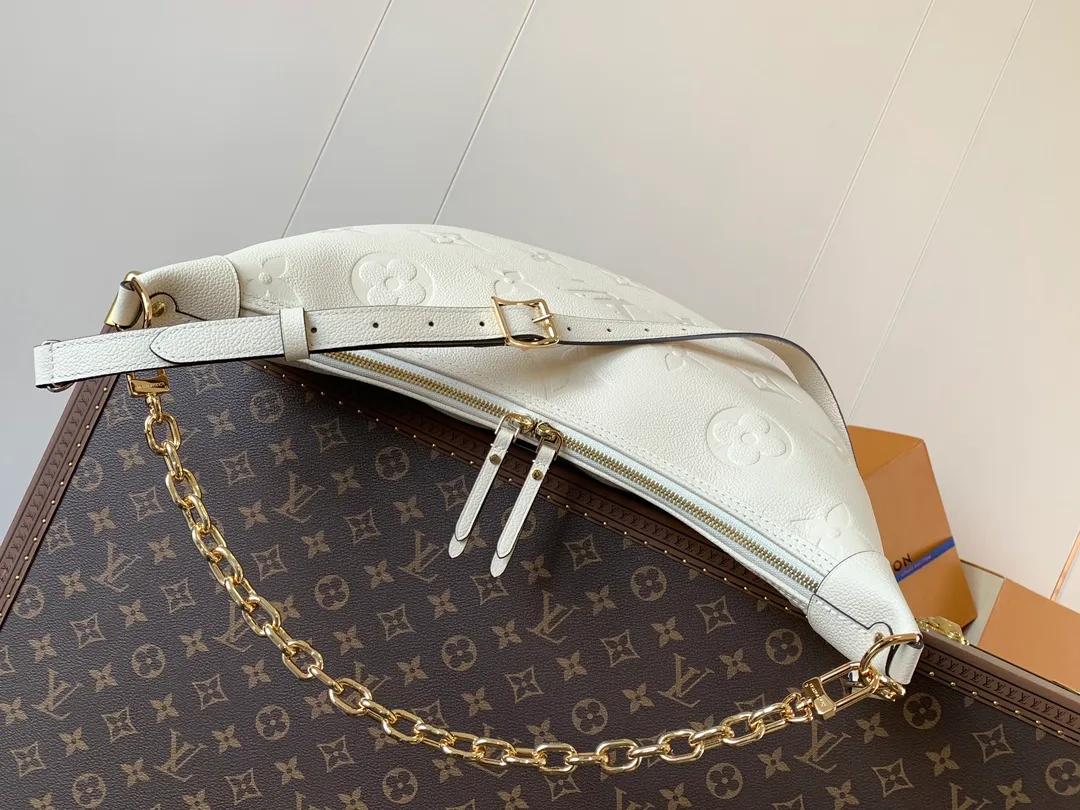All Categories Official Website "Brand Women's Bags" Women's Bags 💙 LV 2026 New LV Crossbody Bag