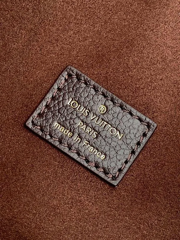 All Categories Official Website "Brand Women's Bags" Women's Bags 💙 LV 2026 New LV Crossbody Bag