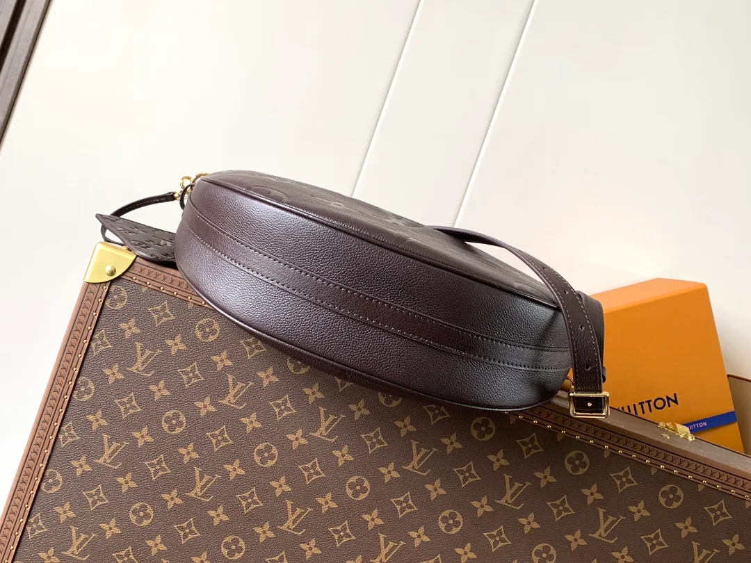 All Categories Official Website "Brand Women's Bags" Women's Bags 💙 LV 2026 New LV Crossbody Bag