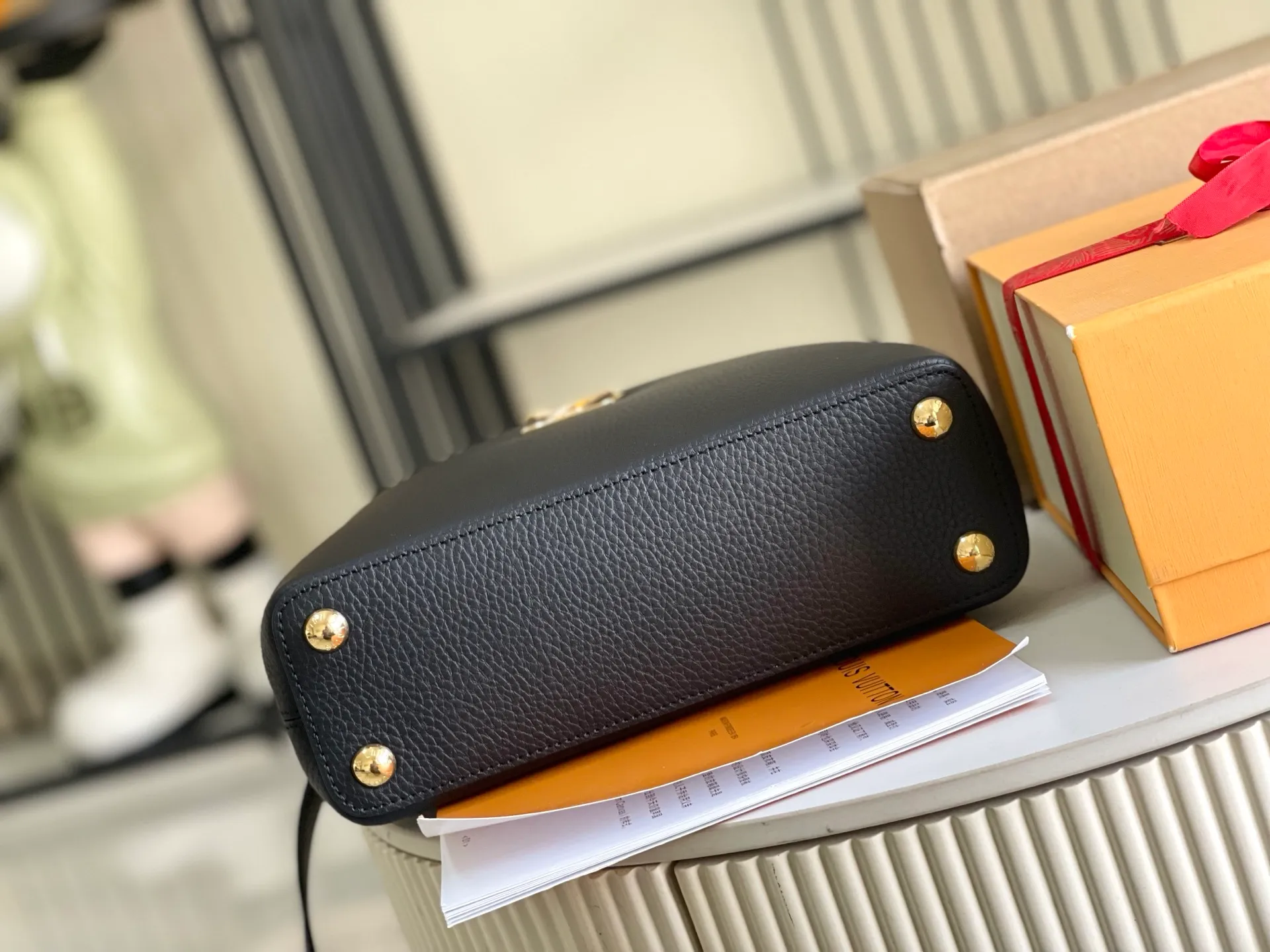 All Categories 💚 Authentic Grade Bags 💚 LV 2026 New LV Top Replica Crossbody Shoulder Bag