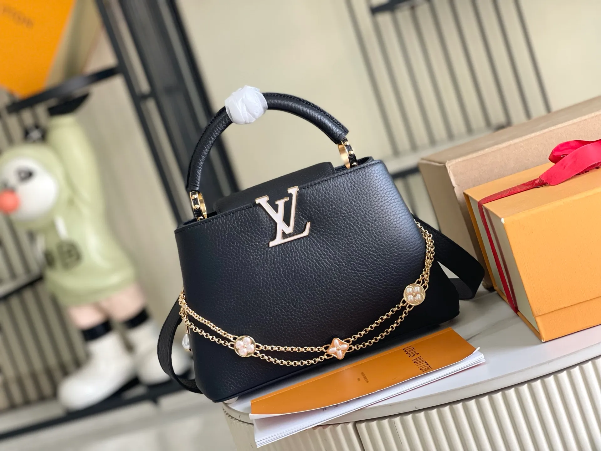 All Categories 💚 Authentic Grade Bags 💚 LV 2026 New LV Top Replica Crossbody Shoulder Bag