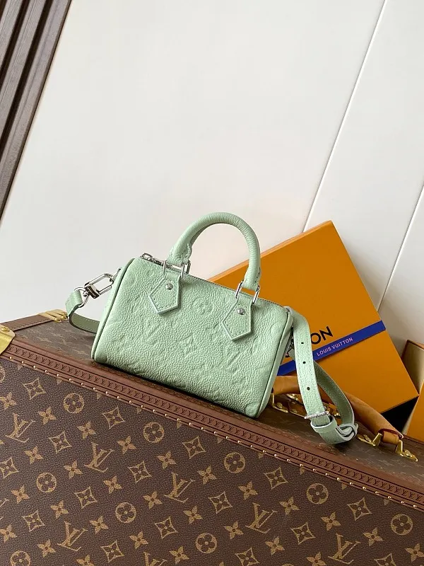 All Categories Official Website "Brand Women's Bags" Women's Bags 💙 LV 2026 New LV Crossbody Bag