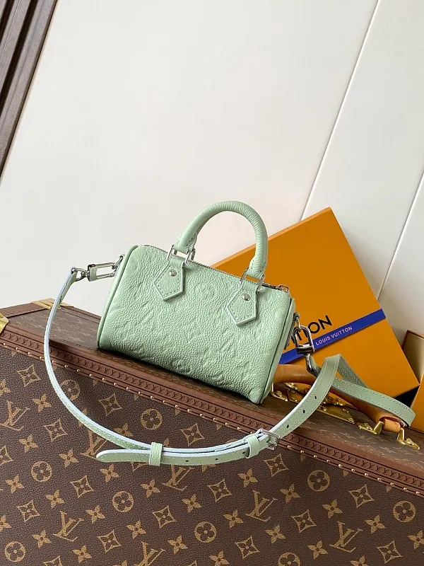 All Categories Official Website "Brand Women's Bags" Women's Bags 💙 LV 2026 New LV Crossbody Bag