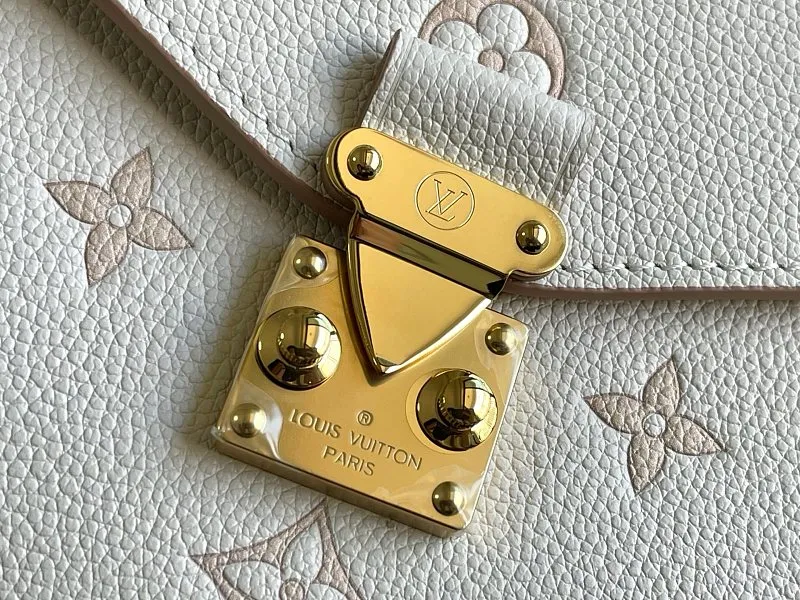 All Categories 💚 Authentic Grade Bags 💚 LV 2026 New LV Top Replica Crossbody Shoulder Bag