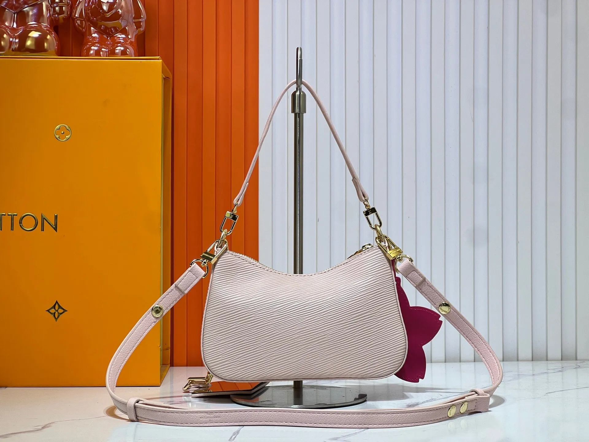 All Categories Official Website "Brand Women's Bags" Women's Bags 💙 LV 2025 New LV Crossbody Bag