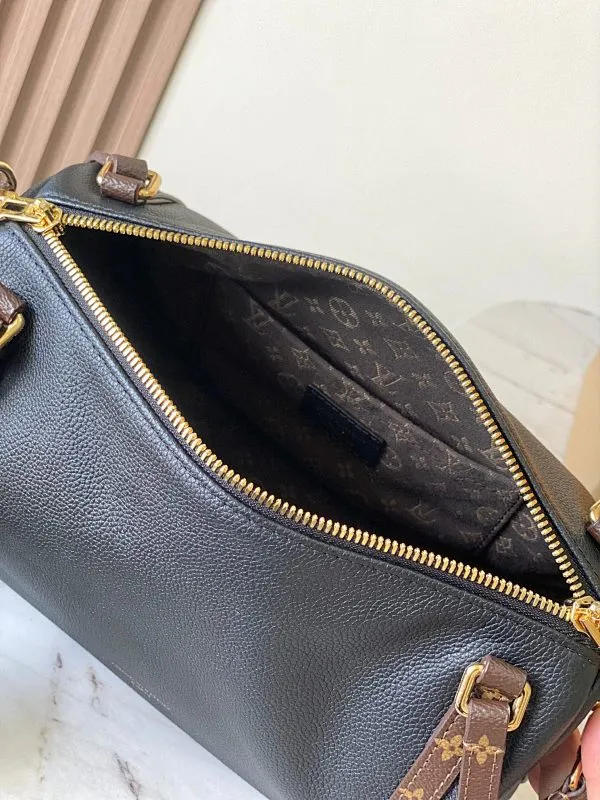 All Categories Official Website "Brand Women's Bags" Women's Bags 💙 LV 2026 New LV Crossbody Bag