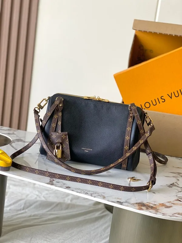 All Categories Official Website "Brand Women's Bags" Women's Bags 💙 LV 2026 New LV Crossbody Bag