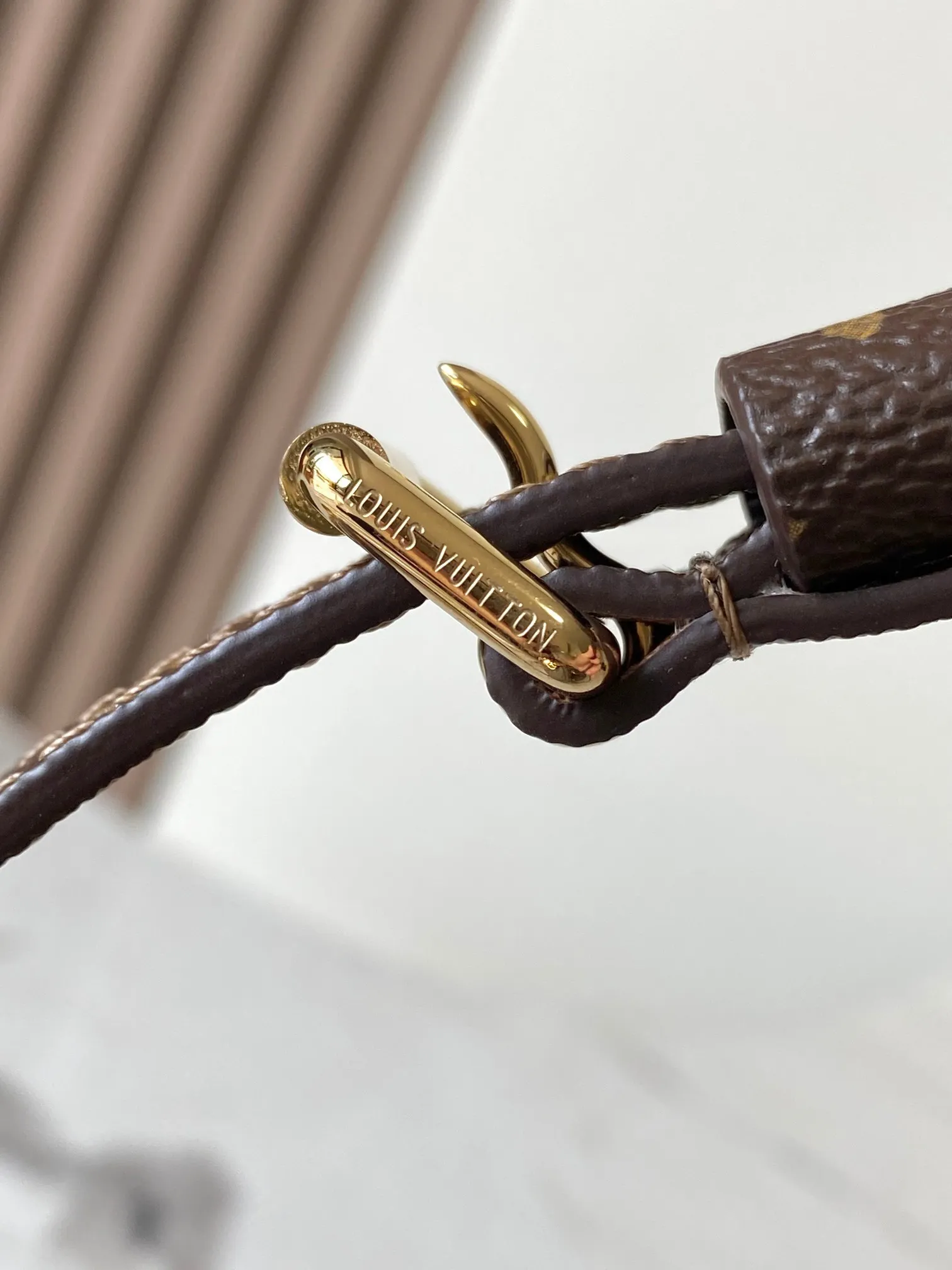 All Categories Official Website "Brand Women's Bags" Women's Bags 💙 LV 2026 New LV Crossbody Bag