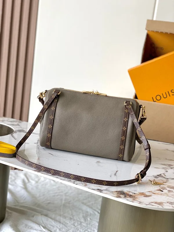 All Categories Official Website "Brand Women's Bags" Women's Bags 💙 LV 2026 New LV Crossbody Bag