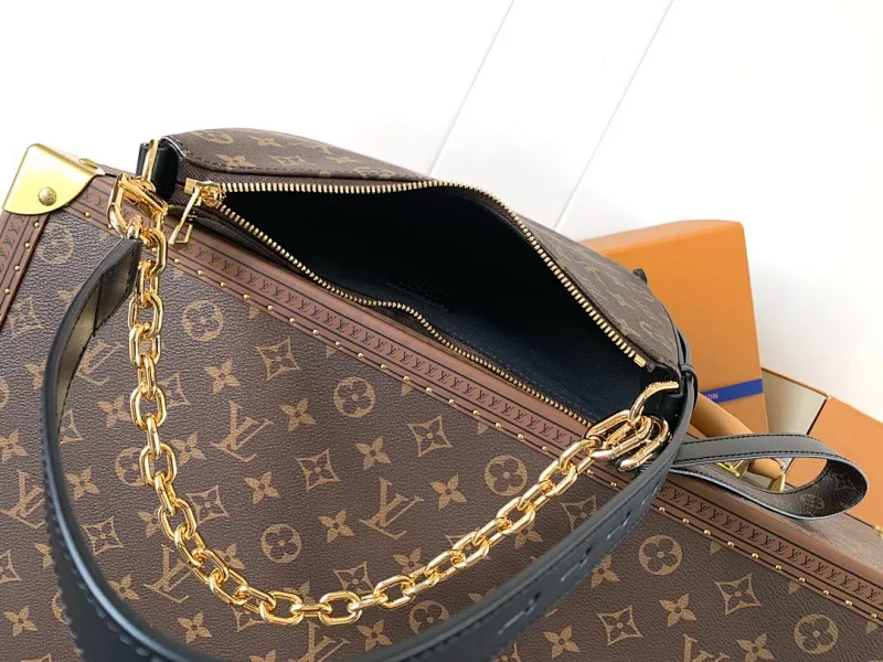 All categories Official website "Brand Women's Bags" Women's Bags 💙 LV 2025 new LV armpit bag