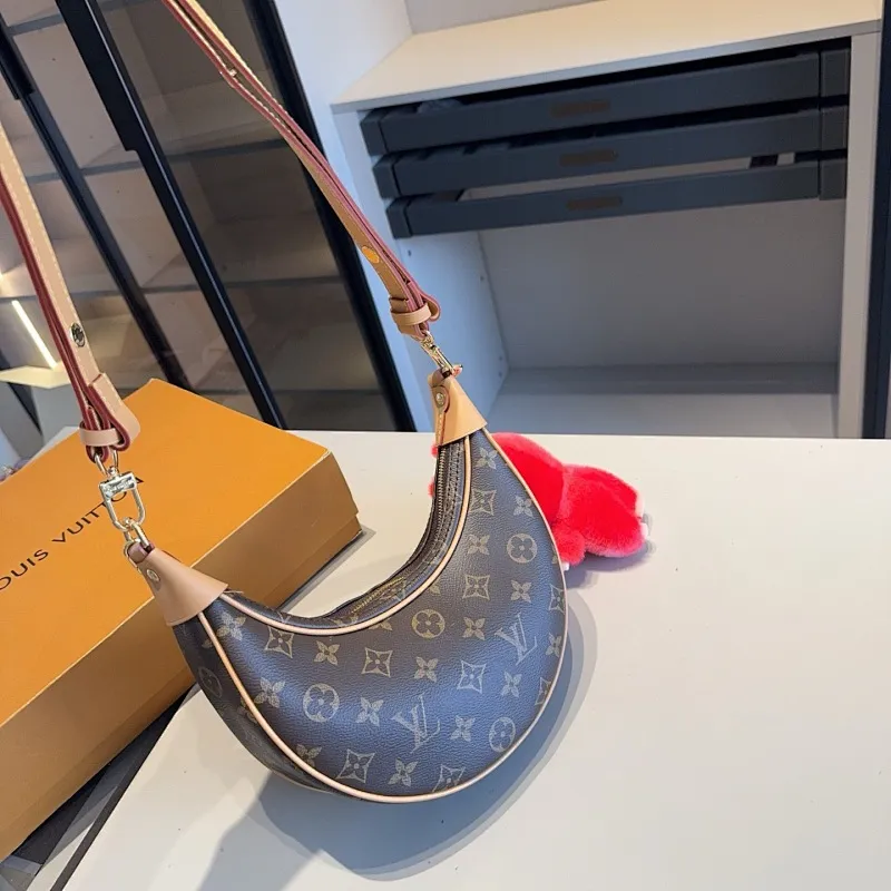 All Categories Official Website "Brand Women's Bags" Women's Bags 💙 LV 2025 New LV Crossbody Bag