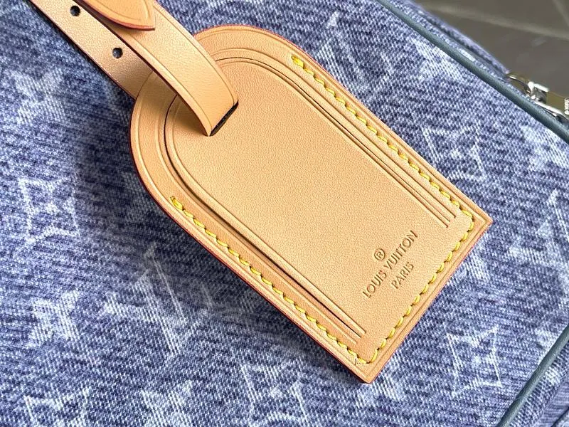 All categories 💚 Authentic bags 💚 LV LV new travel bag