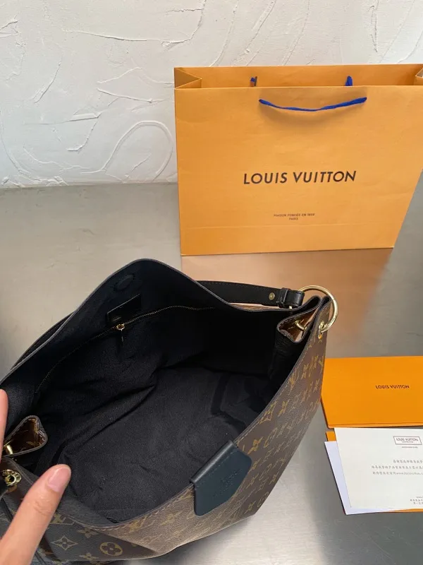 All categories Official website "Three-piece bag set" Three-piece set💖 LV 2023 new LV bag three-piece set wholesale
