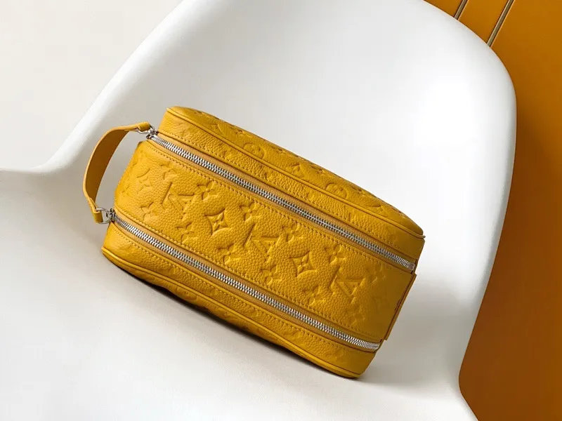 All Categories Official Website "Brand Women's Bags" Women's Bags 💙 LV 2025 New LV Cosmetic Bag