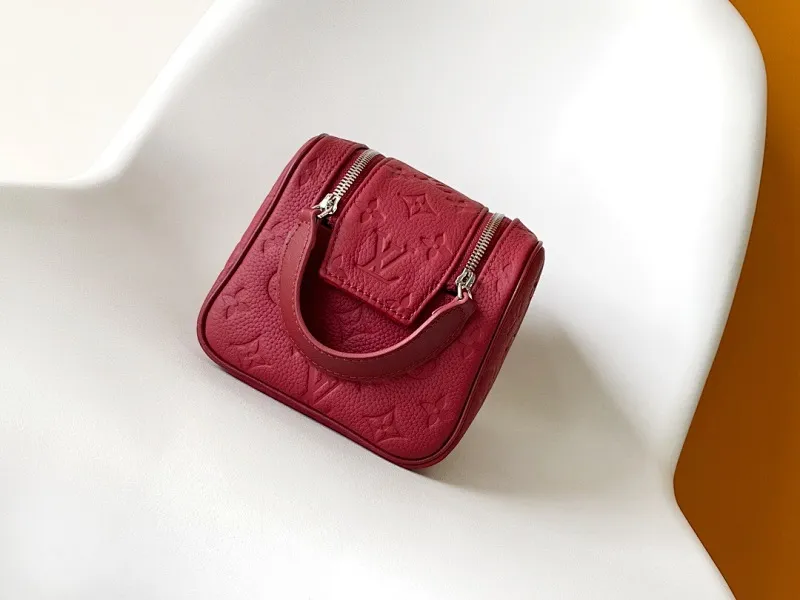 All Categories Official Website "Brand Women's Bags" Women's Bags 💙 LV 2025 New LV Cosmetic Bag
