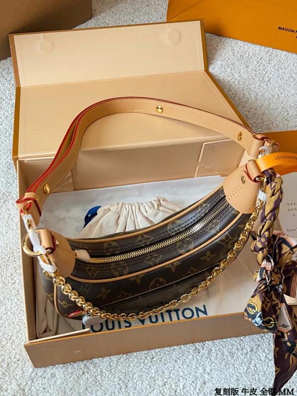 All categories Official website "Brand Women's Bags" Women's Bags 💙 LV 2025 new LV armpit bag