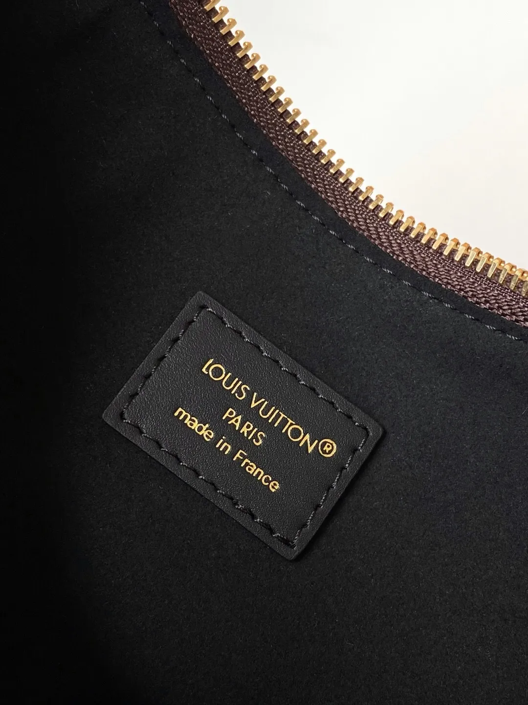 All categories Official website "Brand Women's Bags" Women's Bags 💙 LV 2025 new LV armpit bag