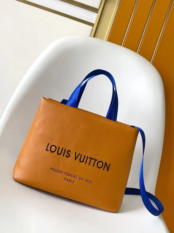 All Categories Official Website "Brand Women's Bags" Women's Bags 💙 LV 2025 New LV Crossbody Bag