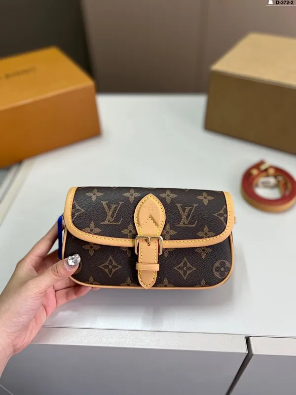 All Categories Official Website "Brand Women's Bags" Women's Bags 💙 LV 2025 New LV Crossbody Bag