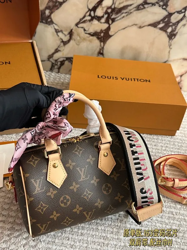 All Categories Official Website "Brand Women's Bags" Women's Bags 💙 LV 2025 New LV Crossbody Bag
