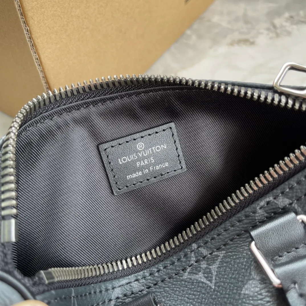 All Categories Official Website "Brand Women's Bags" Women's Bags 💙 LV 2026 New LV Crossbody Bag