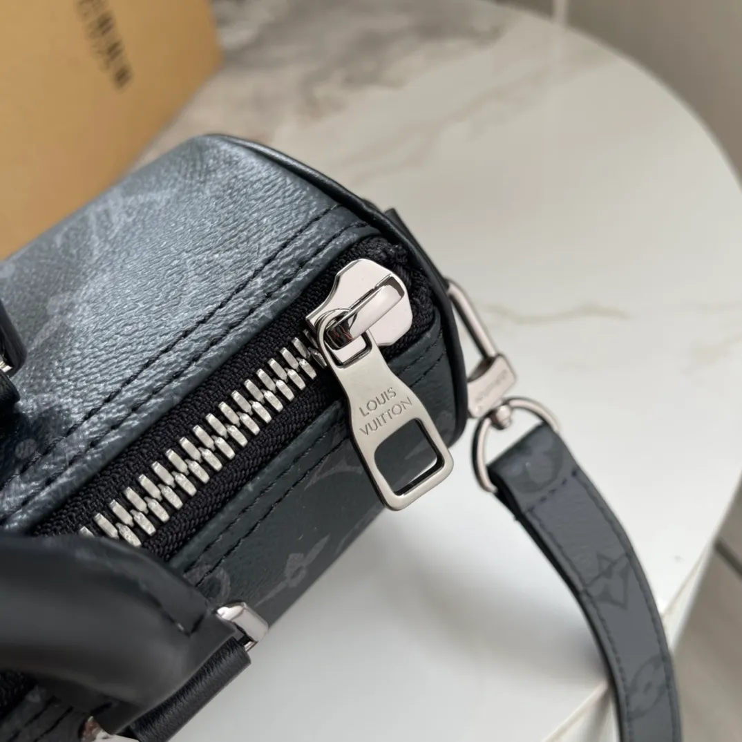 All Categories Official Website "Brand Women's Bags" Women's Bags 💙 LV 2026 New LV Crossbody Bag