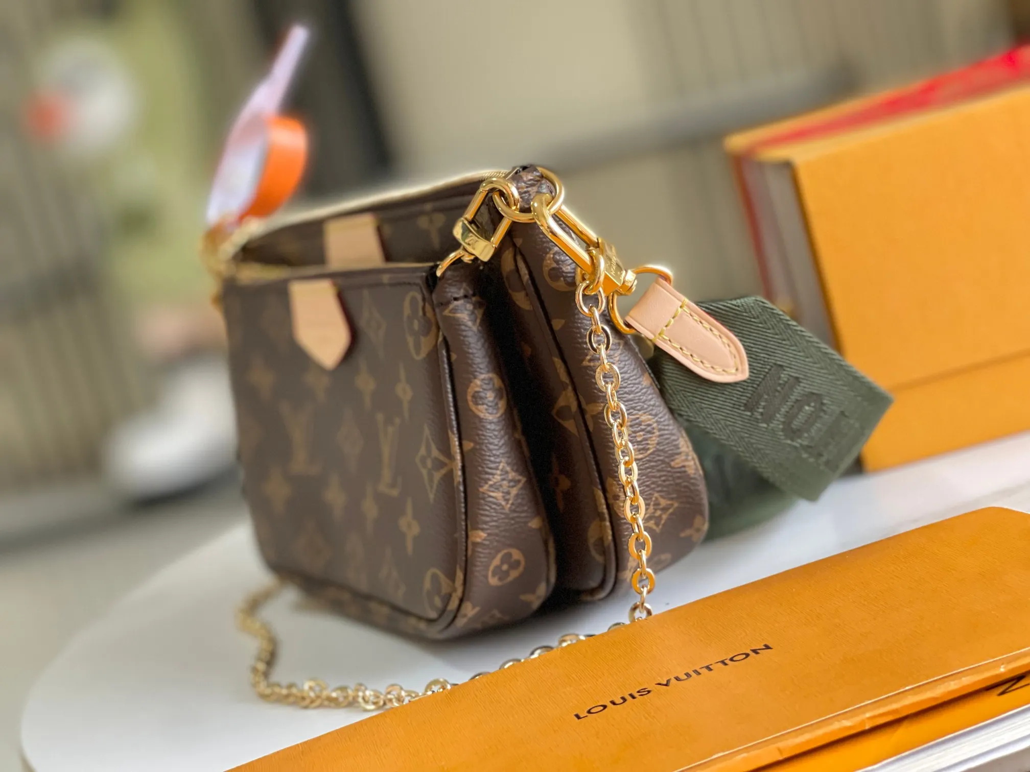 All Categories 💚 Authentic Grade Bags 💚 LV 2026 New LV Top Replica Crossbody Shoulder Bag