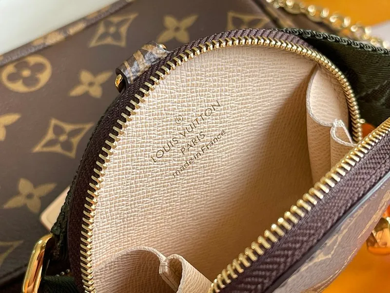 All Categories 💚 Authentic Grade Bags 💚 LV 2026 New LV Top Replica Crossbody Shoulder Bag